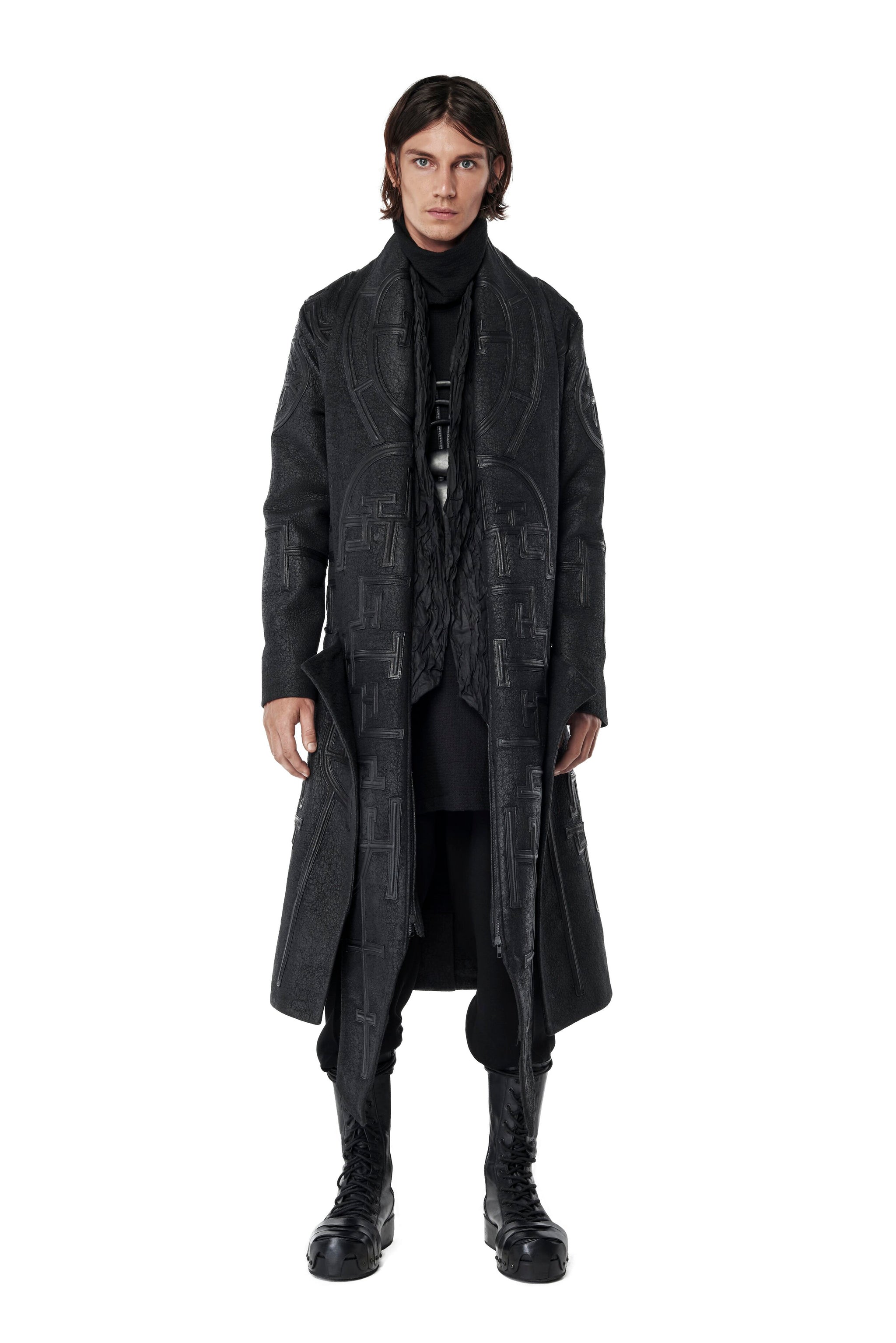 15_Nasrani_men_27s_coat_2048x.